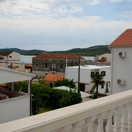 Guest house Ana-maria *