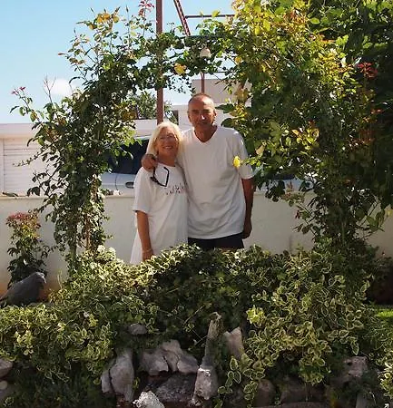 Ana-maria ゲストハウス