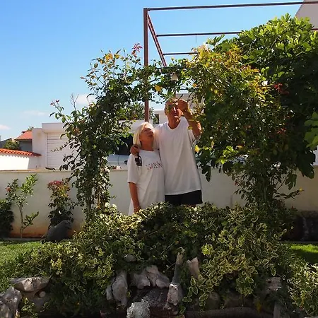 ゲストハウス Ana-maria