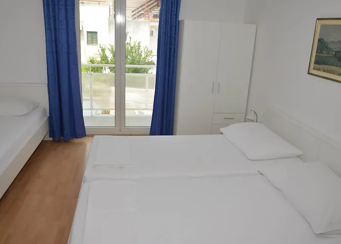 Pensjonat Ana-maria Pirovac