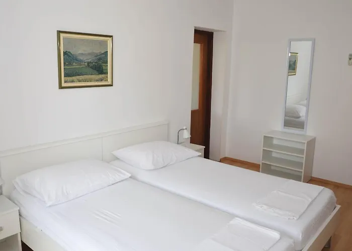 Ana-maria Pensjonat Pirovac